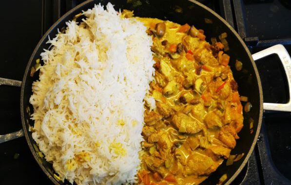 Kipkerrie met rozijnen Kipkerrie met rozijnen