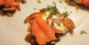 Rarakort met zalm